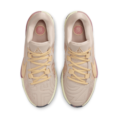NIKE zoom freak 5ベージュ バスケットシューズ フリーク5ヤニス NIKE公式】ヤニス フリーク 5 ジュニア バスケットボール